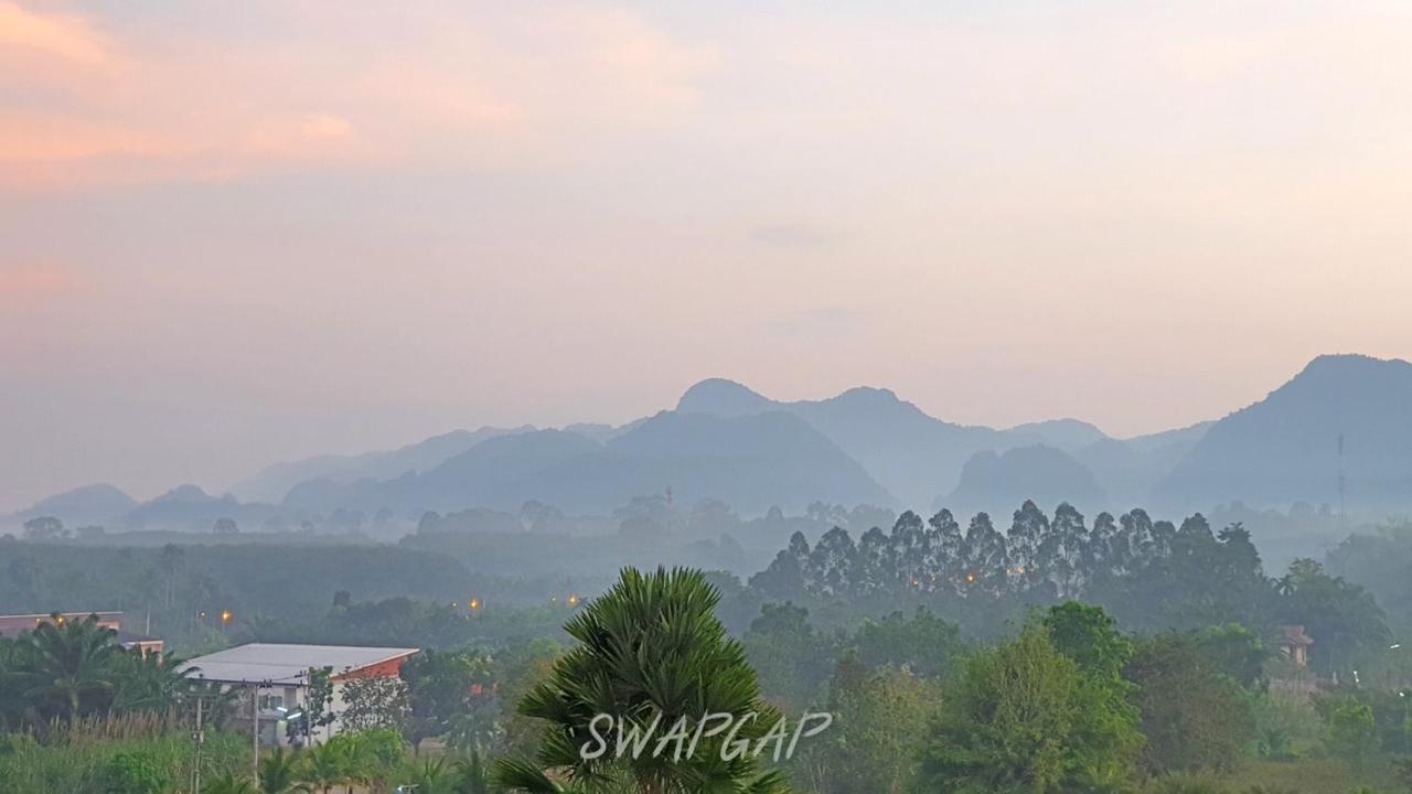 לינה וארוחת בוקר Ban Tha Khun Takhun Mountain View מראה חיצוני תמונה